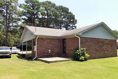 3820 University Ave, Laurel, MS 39440 - photo 6