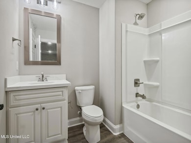 GLF_ElliottHomes_Elliott_A345_Bath2