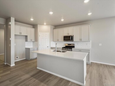 9102 Quintero St, Commerce City, CO 80022 - photo 4