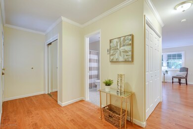 28 Claremont Ct unit 34B, Red Bank, NJ 07701 - photo 5