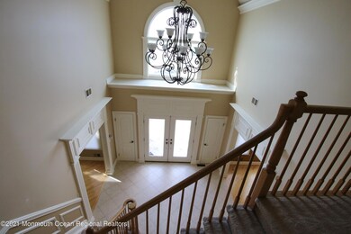 2-Story Foyer - View 2