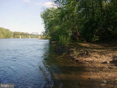 121 Laverne Ln, Hedgesville, WV 25427 - photo 6