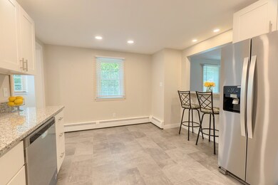 2 Bay Edge Ln, Worcester, MA 01604 - photo 4