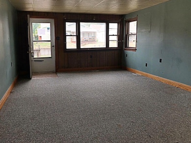 1120 Concannon St, Moberly, MO 65270 - photo 2