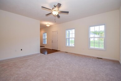 4288 Faircrest Ln Cave Spring-large-002-