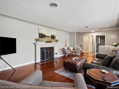 28626 Sunset Blvd W, Lathrup Village, MI 48076 - photo 4