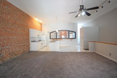 Upstairs- Unit B (30)