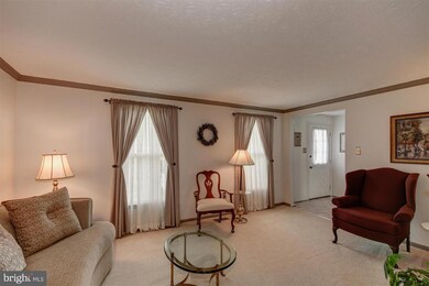 2840 Schubert Dr, Silver Spring, MD 20904 - photo 4