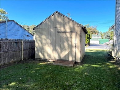 6 W Lacock St, Sandy Lake, PA 16145 - photo 7