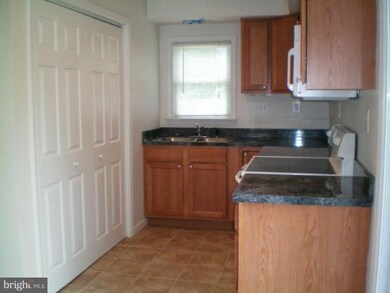 1308 Juniper St, Shady Side, MD 20764 - photo 4