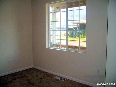 242 SW Railroad St, Sheridan, OR 97378 - photo 5