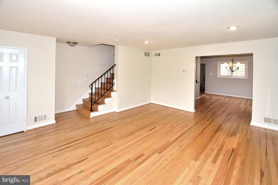 54 W Taylor Run Pkwy, Alexandria, VA 22314 - photo 2