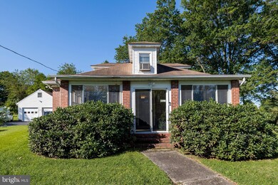 3204 Schuylkill Rd, Spring City, PA 19475 - photo 2