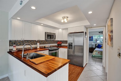 1201 N Riverside Dr unit 8, Pompano Beach, FL 33062 - photo 6