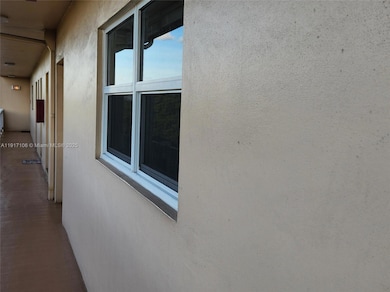 Plantation Terrace unit 411, Plantation, FL 33317 - photo 4