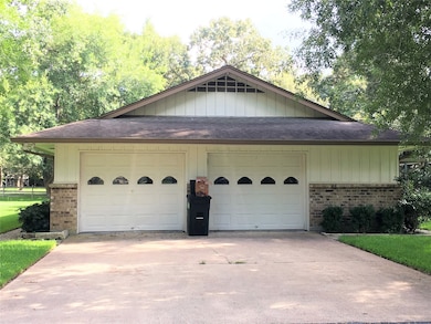 14216 Horseshoe Bend, Conroe, TX 77384 - photo 3