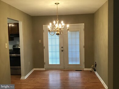 909 Saint Michaels Dr, Bowie, MD 20721 - photo 7