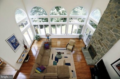 10328 Windsor View Dr, Potomac, MD 20854 - photo 5