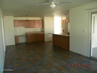 FamilyRoom 01