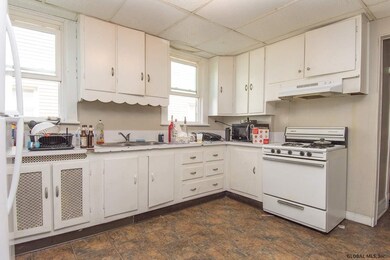 544 Hudson Ave, Albany, NY 12203 - photo 5