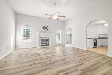 172 Settle St, Winder, GA 30680 - photo 7