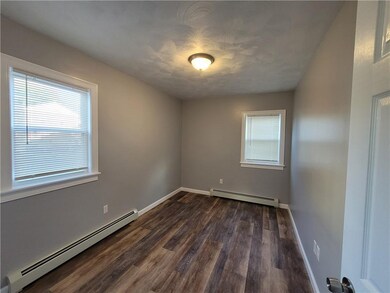41 Benefit St unit 1, Pawtucket, RI 02861 - photo 3
