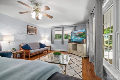 425 Virginia Ave, Statesville, NC 28677 - photo 6