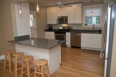 1169 S East Ave, Oak Park, IL 60304 - photo 5