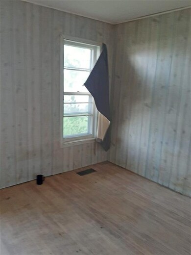 209 Center St, Argyle, WI 53504 - photo 4