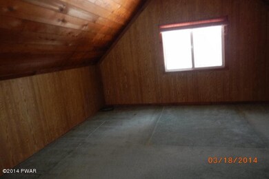 143 Edgewater Dr, Dingmans Ferry, PA 18328 - photo 5