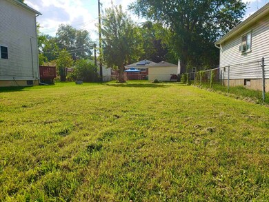 21819 Rein Ave, Eastpointe, MI 48021 - photo 3