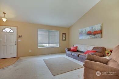 9904 Greenleaf Loop SE, Yelm, WA 98597 - photo 6