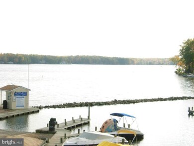 201 Tall Pines Ave, Locust Grove, VA 22508 - photo 5