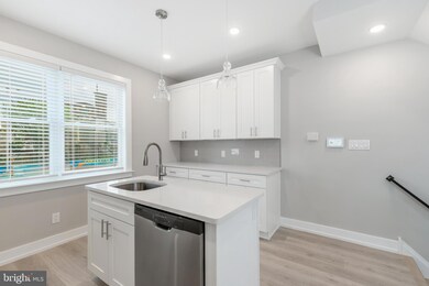 2550 N Howard St unit 2, Philadelphia, PA 19133 - photo 6