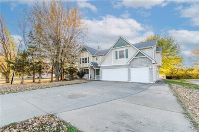 1215 Hacienda Ln, Lawrence, KS 66049 - photo 3