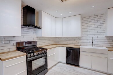 4611 Billingsley St, Houston, TX 77009 - photo 7