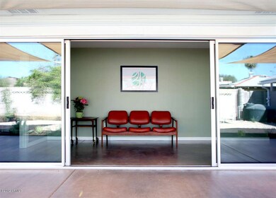 Loggia 2