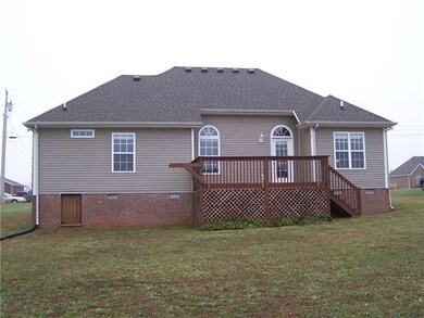 112 Irish Oaks Dr, Portland, TN 37148 - photo 2