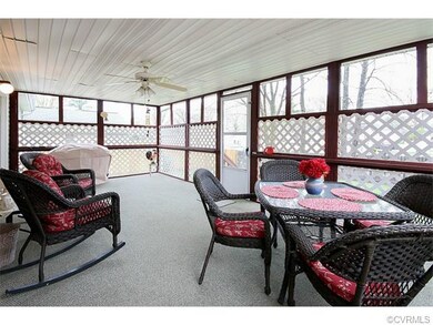 Screened in porch