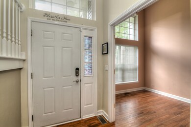 1004 York Cir unit 2, Carpentersville, IL 60110 - photo 3