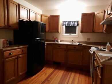 375 Port Rd 16