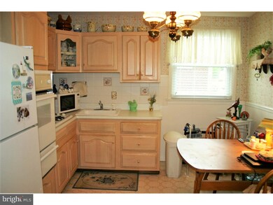 197 Dimarco Dr, Philadelphia, PA 19154 - photo 3