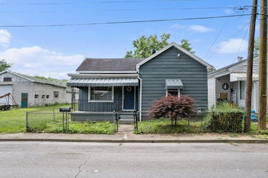 1418 Chester St, Maysville, KY 41056 - photo 2