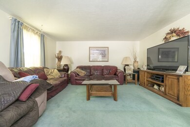 29 Meredith Way, Weymouth, MA 02188 - photo 2