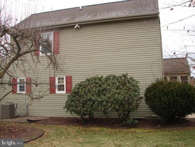 2109 Independence Dr, Chambersburg, PA 17201 - photo 7