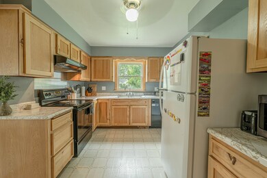 312 N Green St, Argyle, WI 53504 - photo 6