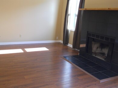 10097 Bourbon St, Newburgh, IN 47630 - photo 6