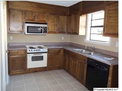 3904 W Oak Way SW, Huntsville, AL 35805 - photo 4