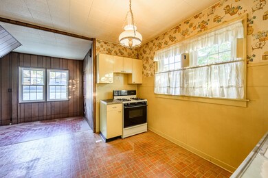 5300 W Wellington Ave, Chicago, IL 60641 - photo 5