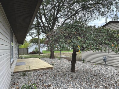 1209 Vine St, Lapel, IN 46051 - photo 4